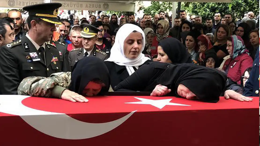 Afrin şehidine hüzünlü veda