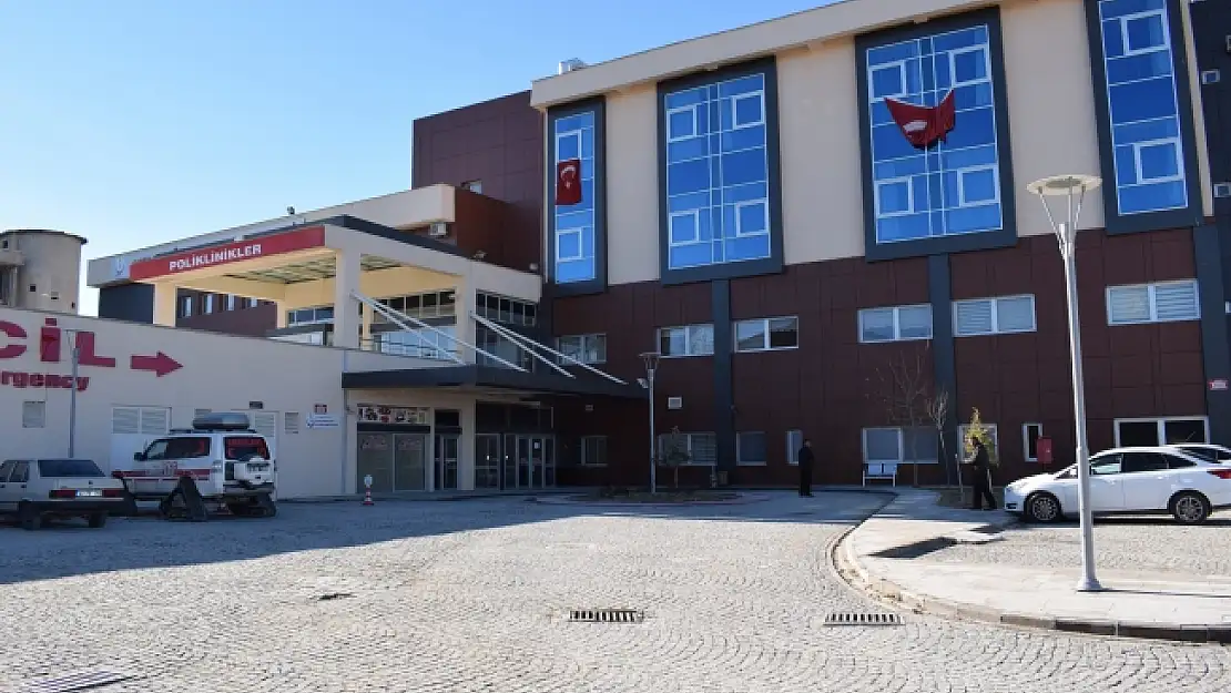 Babasının silahıyla oynarken kendini vuran kızdan acı haber!