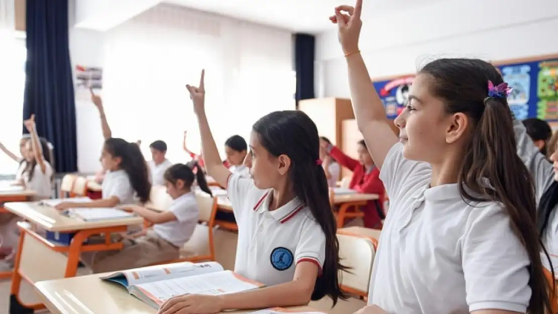 Okullarda eğitim gören öğrenci sayısı 18,7 milyonu aştı