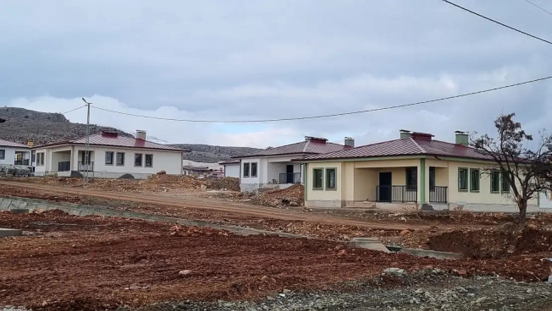 1 yılda teslim edilecekti, hala bekliyorlar! Söğüt halkı mağdur!