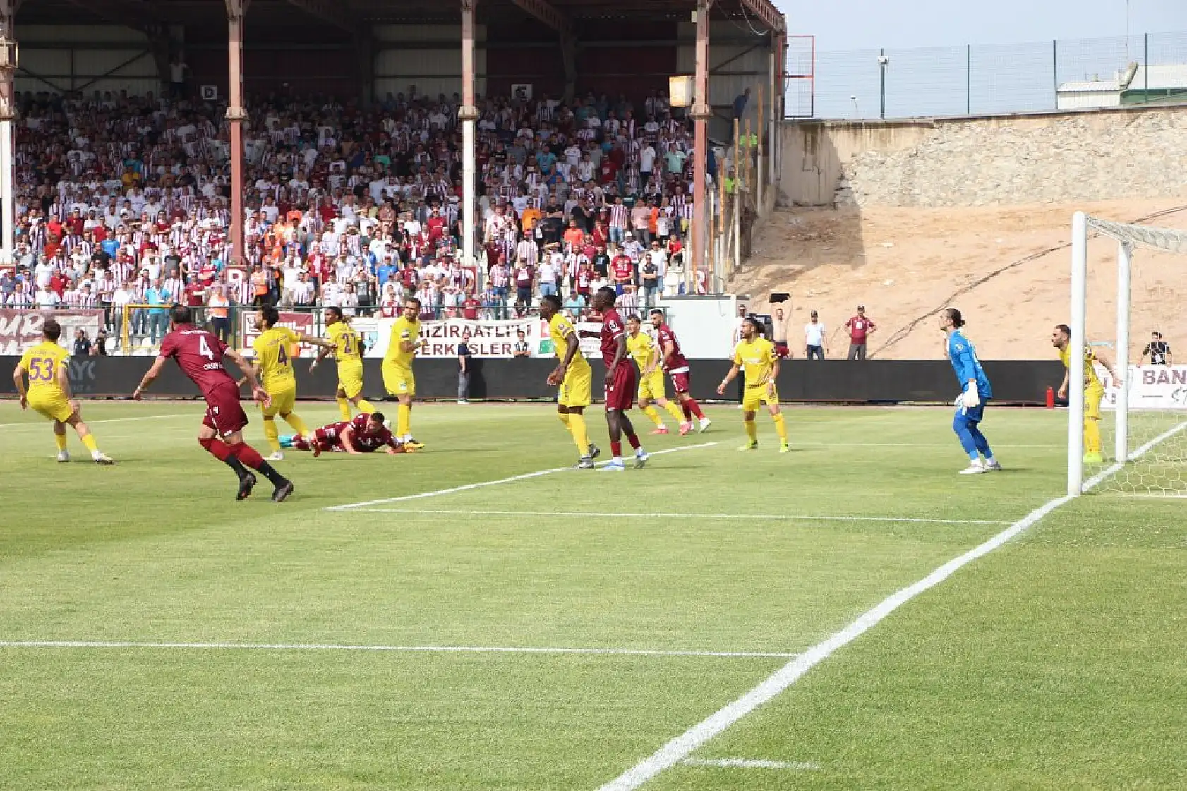 Bandırmaspor finale yükseldi