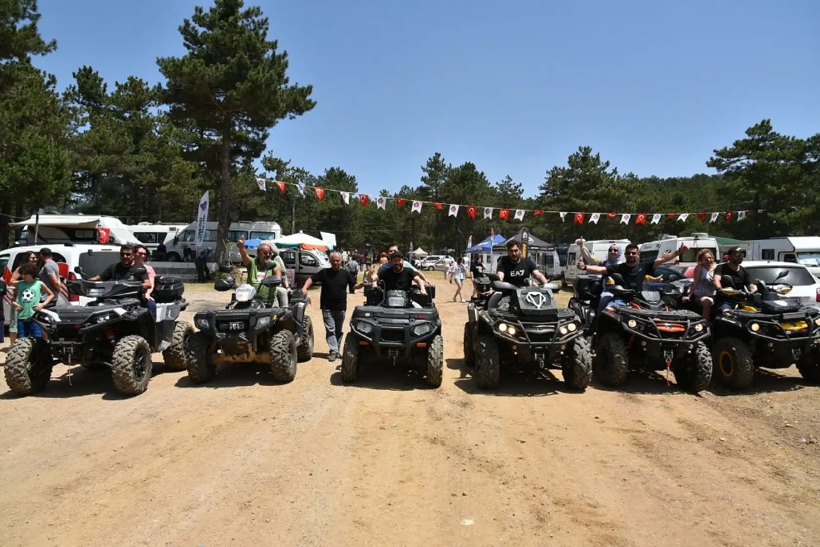 Sındırgı kamp ve karavan festivali doğaseverleri bir araya getirdi