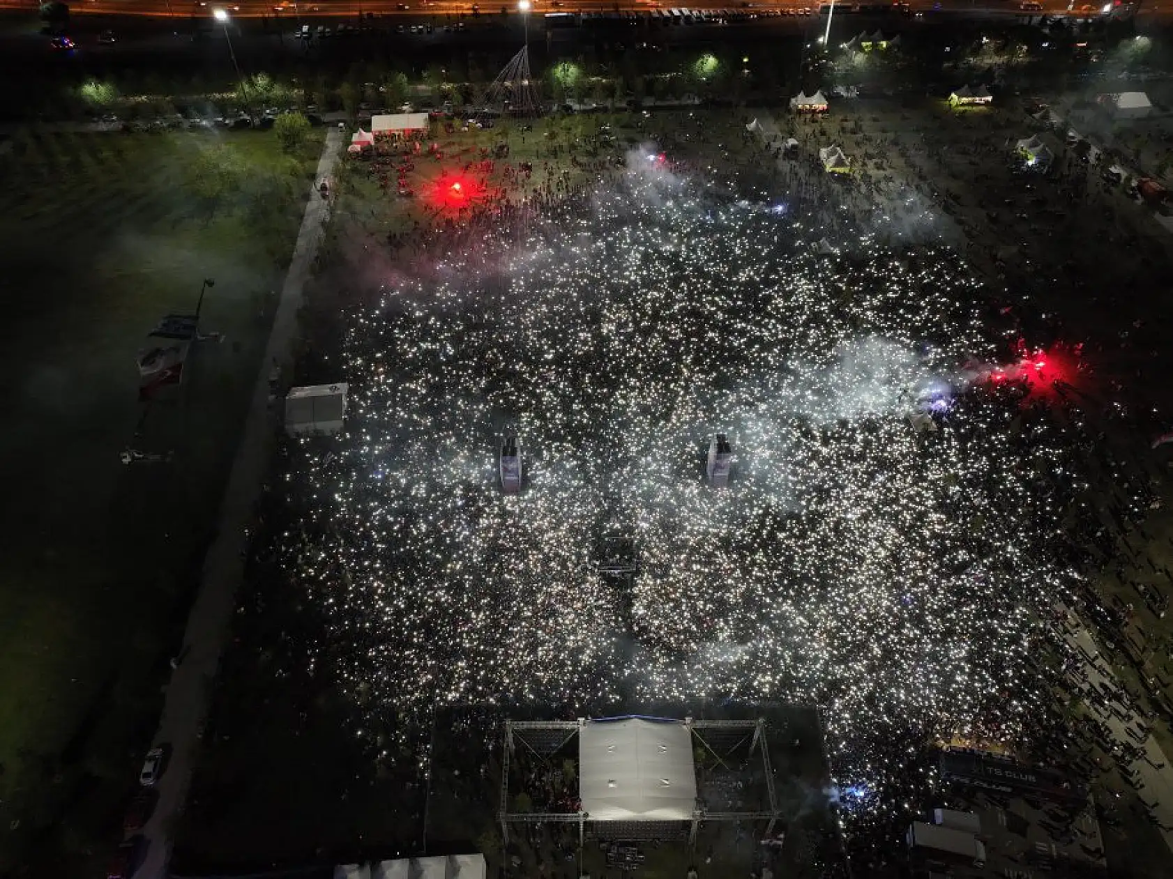 Trabzonspor'un şampiyonluk kutlaması havadan görüntülendi