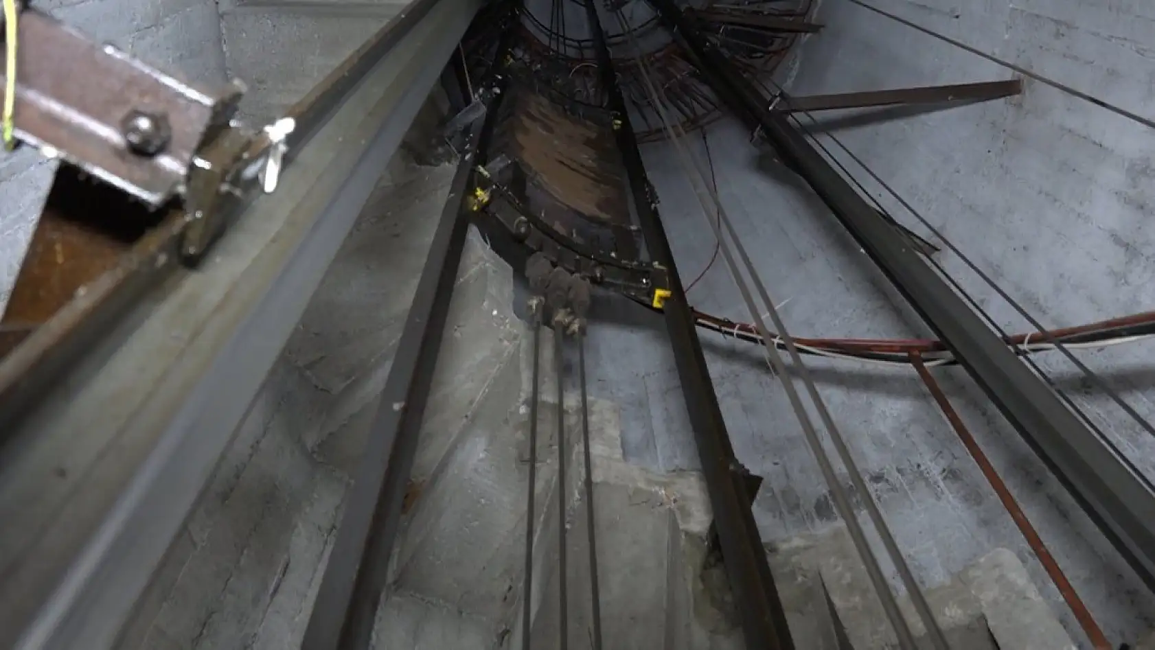 Türkiye'nin ilk asansörlü camisi Ramazan ayına hazır