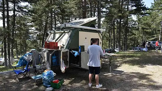 'Doğal şehir' Sındırgı'da Kamp ve Karavan Festivali başladı