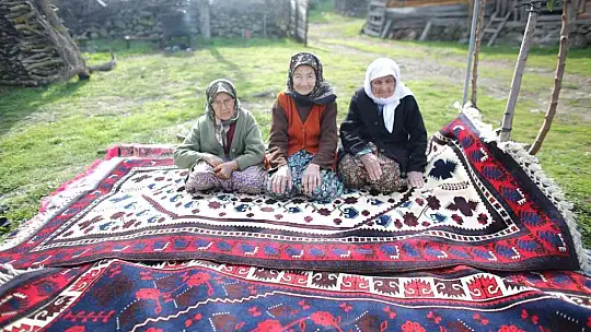 200 yıl sonra Sındırgı'da kök boya bahçesi kuruldu