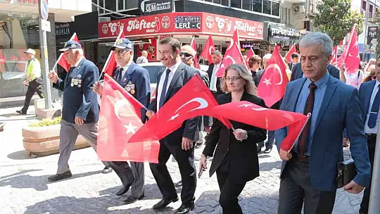 41 Bayrak Adam anıldı