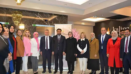 AK Parti 'Gönül Sofrasında' buluştu