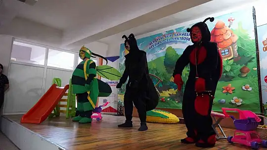 Altıeylül kent sahnesi çocuklarla buluşmaya devam ediyor