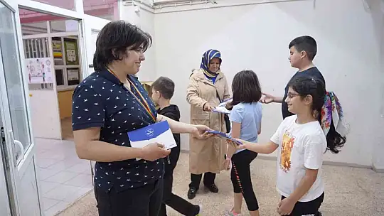 Altıeylül kent sahnesi çocuklarla buluşmaya devam ediyor