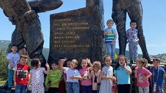 Anaokulu öğrencileri Koca Seyit Müzesi'ni ziyaret etti