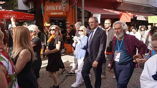 Ayvalık'ta 11. Uluslararası Tiyatro Festivali coşkusu