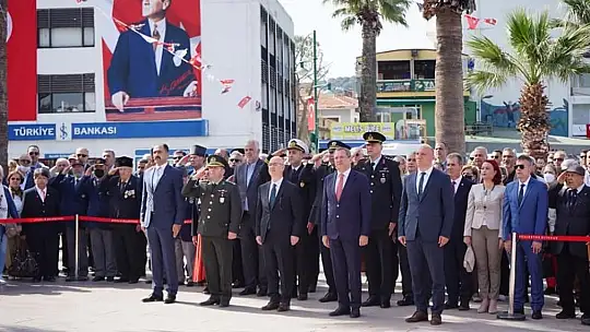 Ayvalık'ta 23 Nisan coşkusu zirveye taşındı