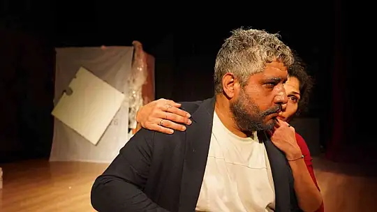 Ayvalık'ta 99 yıl sonra yeniden belediye tiyatrosu kuruldu