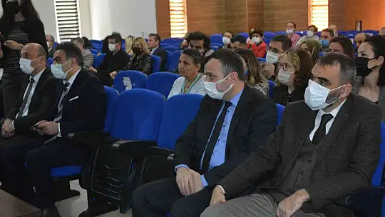 Ayvalık'ta bağımlılıkla mücadele çalıştayı