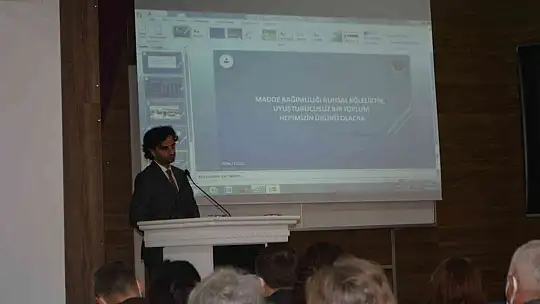 Ayvalık'ta bağımlılıkla mücadele çalıştayı