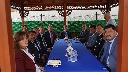 Ayvalık'ta resmi bayramlaşma yapıldı