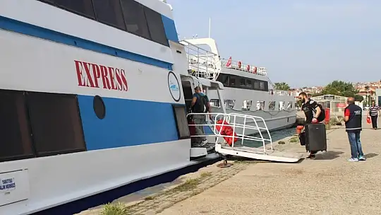 Ayvalık'tan Yunan adalarına seferler başlıyor, esnaf sevinçli
