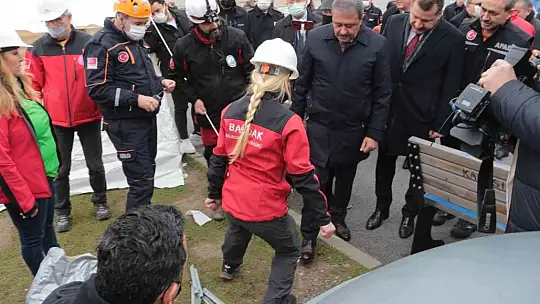 Balıkesir'de 'Deprem Anı ve Tahliye Tatbikatı' yapıldı