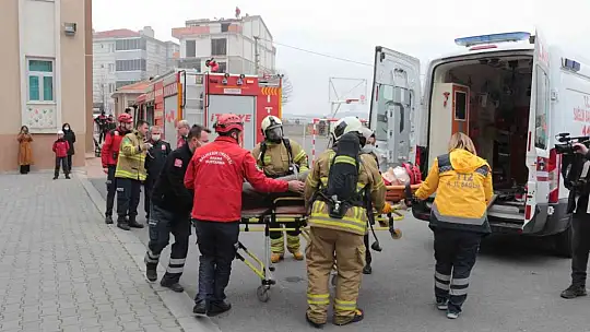 Balıkesir'de 'Deprem Anı ve Tahliye Tatbikatı' yapıldı