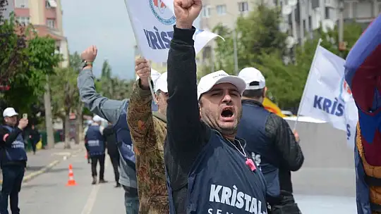 Balıkesir'de 1 Mayıs coşkusu