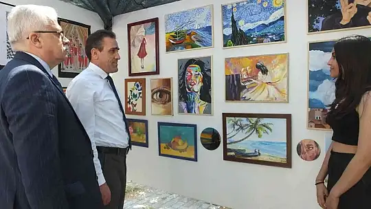 Balıkesir'de, 19 okulda yıl boyu hazırlanan ürünler sergilendi