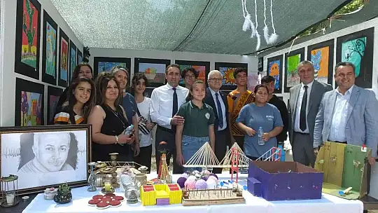 Balıkesir'de, 19 okulda yıl boyu hazırlanan ürünler sergilendi
