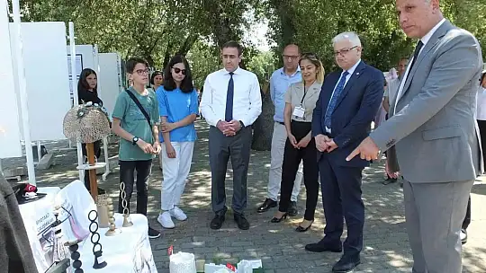 Balıkesir'de, 19 okulda yıl boyu hazırlanan ürünler sergilendi