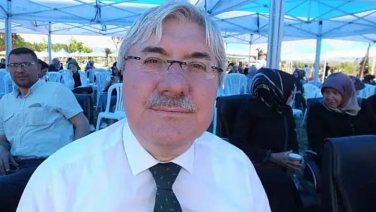 Balıkesir'de Bahar Şenliği'nde kuzu ve oğlaklar yarıştı