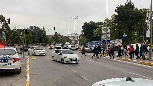 Balıkesir'de bayram öncesinde trafik yoğunluğu