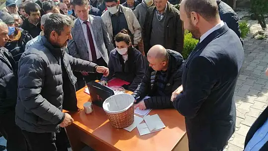 Balıkesir'de hibe koçlar için kura çekimi yapıldı