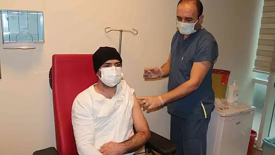 Balıkesir'de ilk TURKOVAC aşısı yapıldı