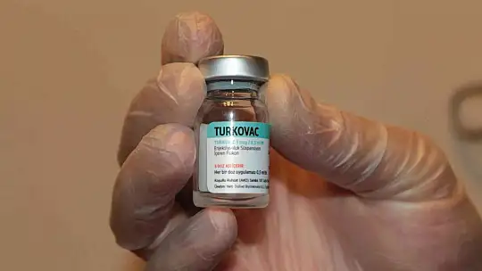 Balıkesir'de ilk TURKOVAC aşısı yapıldı