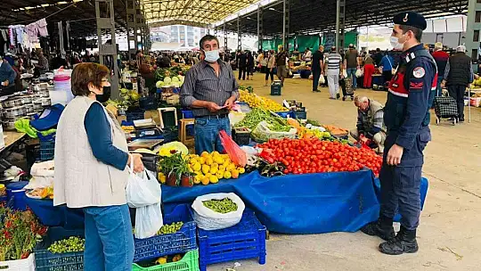 Balıkesir'de maske ve mesafe denetimleri arttı