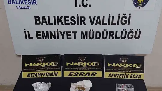 Balıkesir'de polis ve jandarmadan 'Huzur' operasyonu