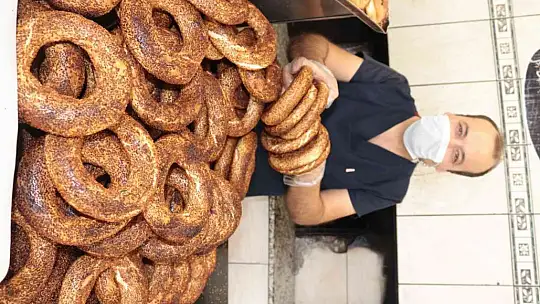 Balıkesir'de simit 3 lira oldu