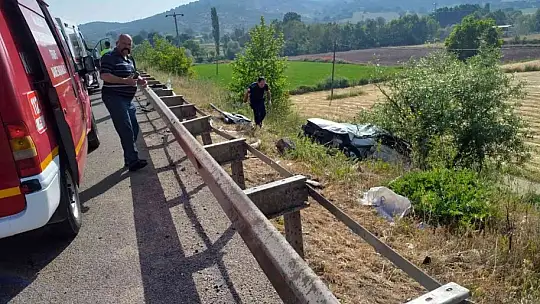 Balıkesir'de trafik kazası 1 ölü 2 yaralı