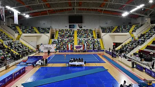 Balıkesir'de ulusal cimnastik turnuvası