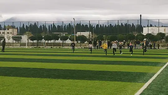 Balıkesir'in en hızlıları atletizm yarışmaları Havran ilçe finali yapıldı