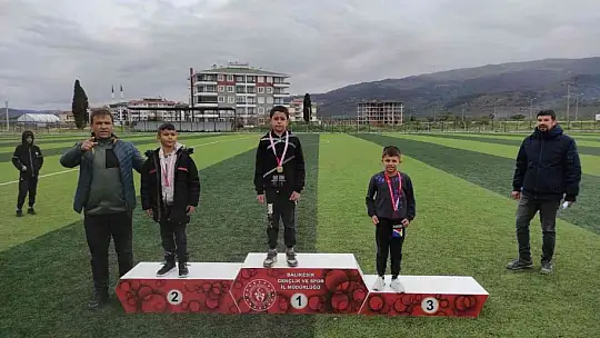 Balıkesir'in en hızlıları atletizm yarışmaları Havran ilçe finali yapıldı
