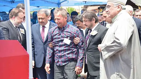 Balıkesir şehidine ağladı