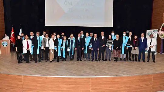 Balıkesir Üniversitesinde, geleceğin hekimleri beyaz önlük giydi