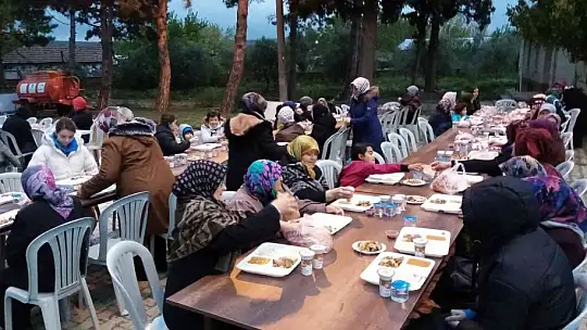 Bandırma Belediye Başkanı iftarda kırsal mahalle halkıyla buluştu
