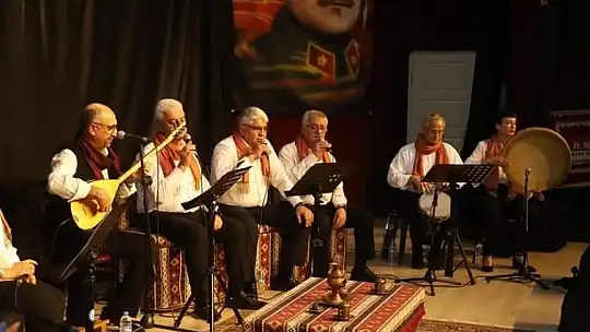 Bandırma Belediyesi ramazan etkinlikleri ' Sıra Gecesi' ile sona erdi