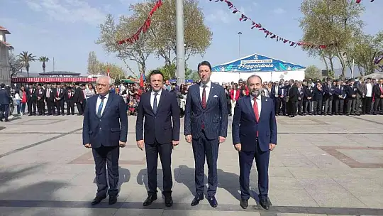 Bandırma'da 23 Nisan Kutlaması