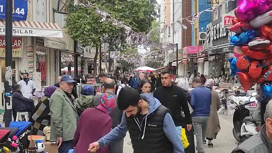 Bandırma'da bayram arefesi yoğunluğu