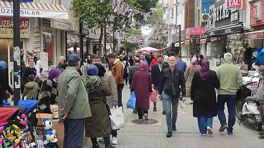 Bandırma'da bayram arefesi yoğunluğu