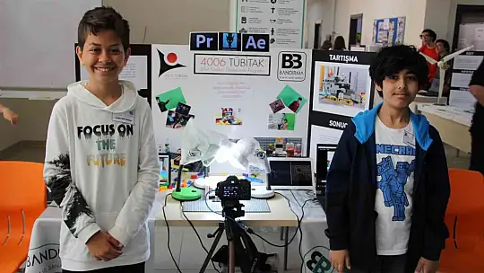 Bandırma'da TÜBİTAK 4006 Bilim Fuarı açıldı