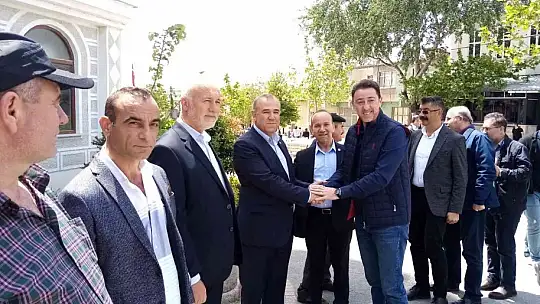 Bandırma Doğa Mahallesinde binlerce kişiye  hayır yemeği verildi