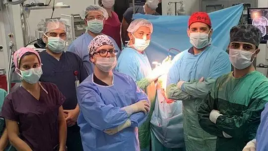 BAÜN Hastanesi'nde riskli beyin ameliyatı başarıyla yapıldı